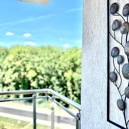 Forest View Apartment Timisoara Bagian luar foto