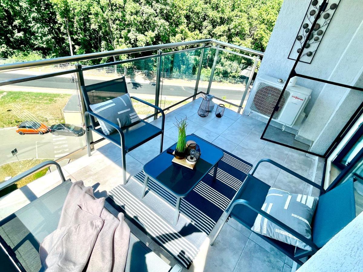 Forest View Apartment Timisoara Bagian luar foto