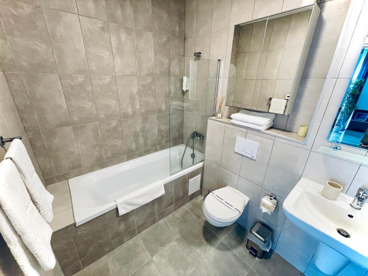 Forest View Apartment Timisoara Bagian luar foto